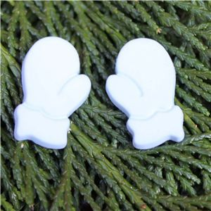 Christmas Button - Pair Mittens Pale Blue